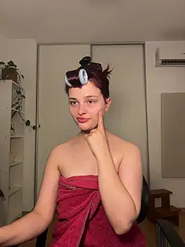 jazmin-here online show from December 23, 1:20 am