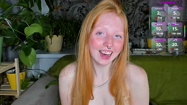 Snapshot of RitaSweety18 chatting on October 4, 10:58 pm RitaSweety18 online show from October 4, 10:58 pm