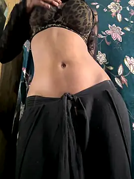 DAMinii  online show from December 14, 6:19 am