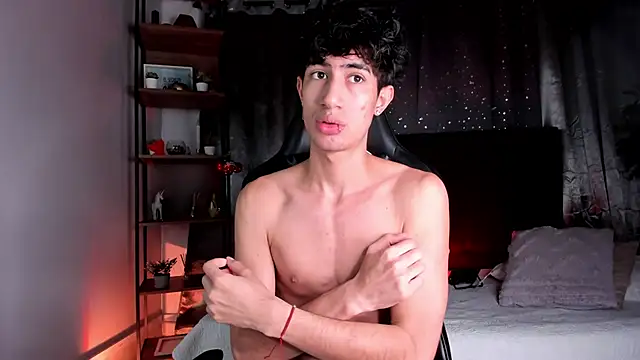 Lenapaul  online show from November 30, 4:44 pm