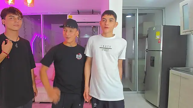 Houseofwarrios online show from December 5, 5:51 am