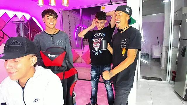 Houseofwarrios online show from November 22, 5:32 am