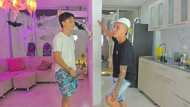 Houseofwarrios online show from September 25, 6:12 am