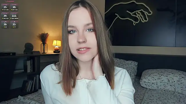 MaliaBourraine online show from October 10, 7:24 am