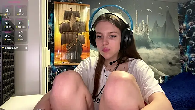 Elira Breeze online show from November 24, 1:35 pm