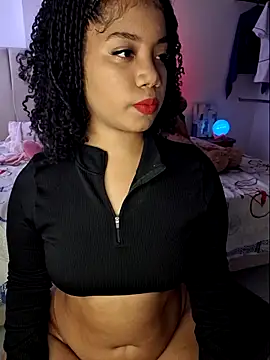 hottielatina online show from December 4, 8:09 pm