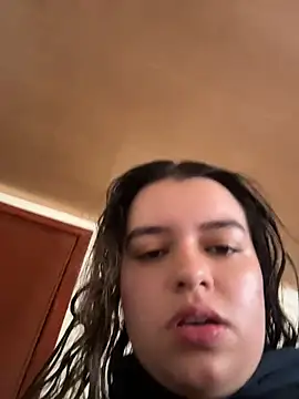 Aphrill online show from April 11, 8:45 pm