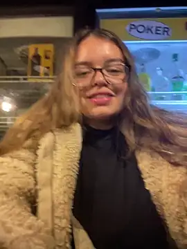 Aphrill online show from October 16, 4:26 am