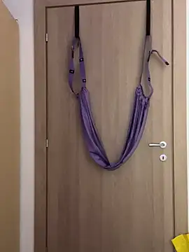 fioralba online show from September 19, 11:59 pm