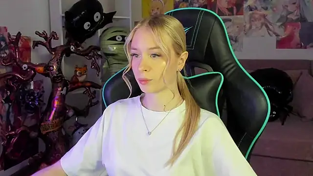 MiaGraces online show from October 29, 6:10 pm