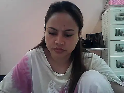 Amarrahlyn online show from January 6, 1:09 am