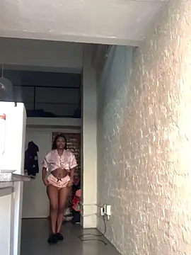 Snapshot of 21shazzy chatting on September 19, 1:21 pm 21shazzy online show from September 19, 1:21 pm