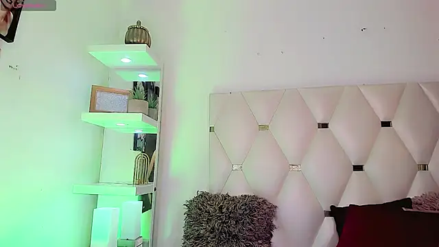  IsabellaRousse online show from January 16, 8:16 pm