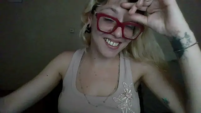 BlondieTami online show from February 20, 2:43 am