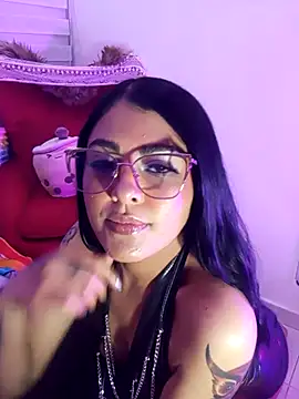 ValeNiitaLuv online show from November 4, 10:59 pm