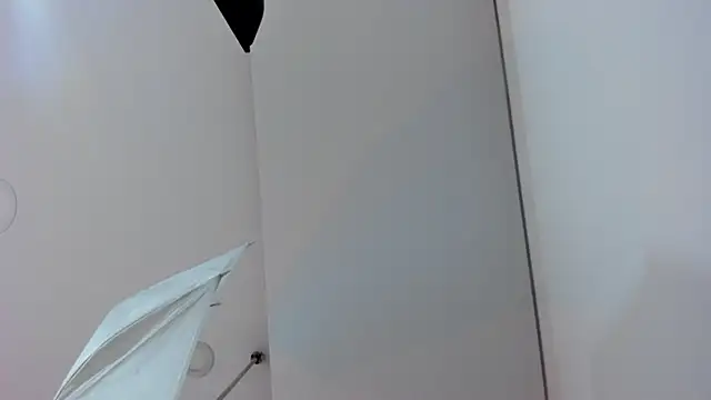 sara ospina  online show from October 1, 3:44 am