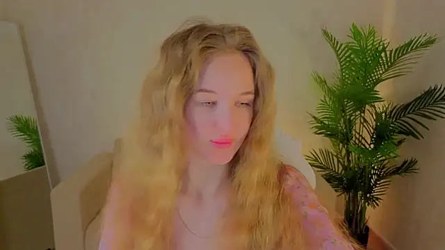 kianawhite online show from February 5, 9:34 am