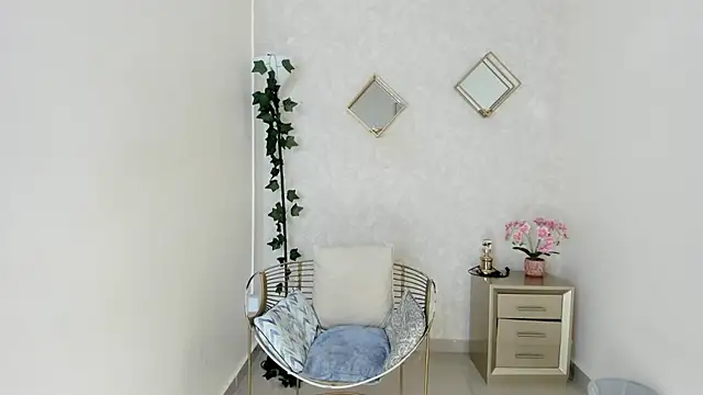 Snapshot of Dalia_coop chatting on October 6, 7:40 pm Dalia coop online show from October 6, 7:40 pm