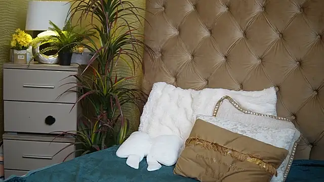 TiffanyTaboo online show from January 9, 10:03 pm