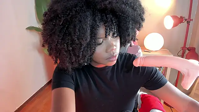 kehlannis  online show from February 11, 7:59 pm