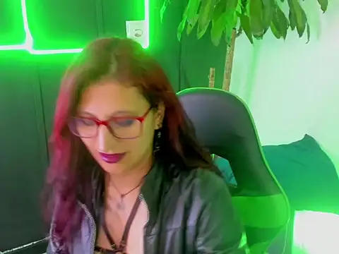 VictoriaSpenser online show from November 2, 2:09 pm