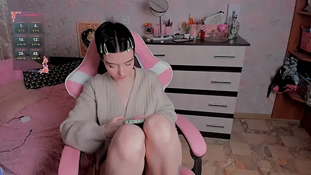 margopink online show from November 30, 2:27 am