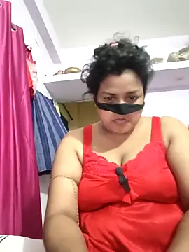 Deborbhavi222 online show from April 3, 5:55 pm