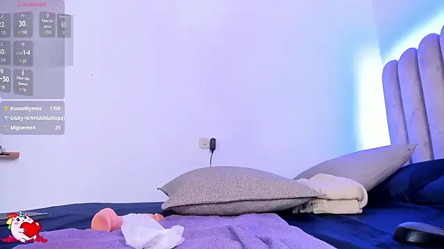 danika moriii online show from December 4, 12:24 am