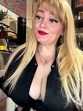 Sweet-blonde online show from October 4, 4:11 pm