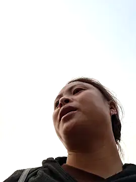 xuxulovezz online show from March 26, 12:02 am