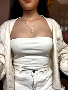 Linh247380 online show from November 27, 1:08 am