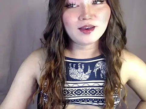 Eyes-on-me online show from November 28, 4:54 pm