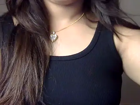 Snapshot of Aaliya02 chatting on October 10, 4:28 am Aaliya02 online show from October 10, 4:28 am