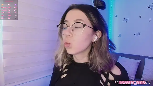 sweettvera online show from February 4, 12:52 pm