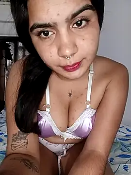 Sashalana online show from October 25, 7:10 pm