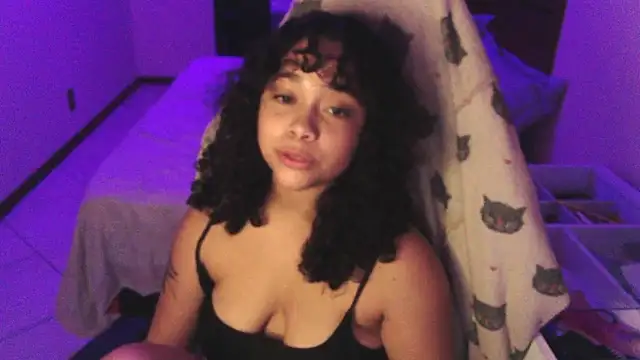 sweetamy326 online show from April 16, 10:12 pm