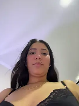 IsabellaJoness  online show from April 3, 8:40 pm