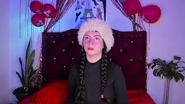 kitty  chs online show from February 18, 3:22 pm