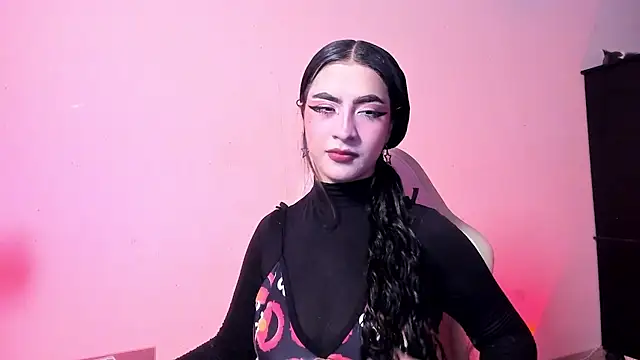 kitty  chs online show from July 24, 11:23 pm