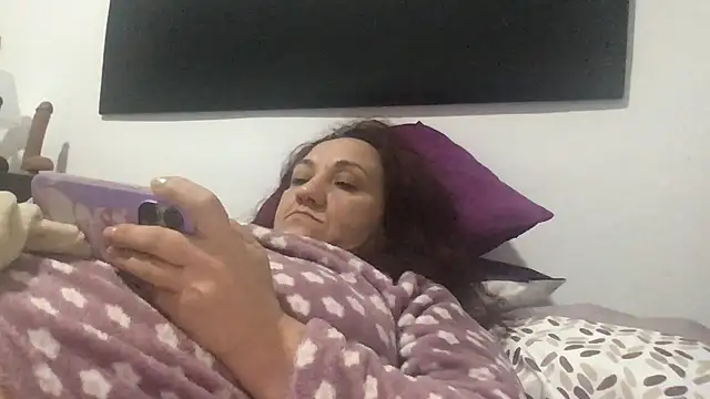 paula19800 online show from December 4, 12:51 pm