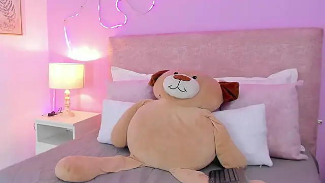 CamilaGomez149 online show from December 16, 3:45 am