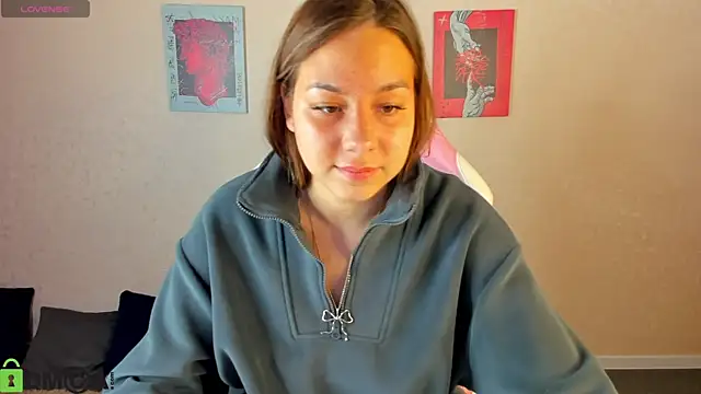 Al1ice Moures online show from November 25, 1:19 am