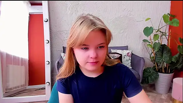 Snapshot of Melissa_199 chatting on October 21, 7:23 am Melissa 199 online show from October 21, 7:23 am