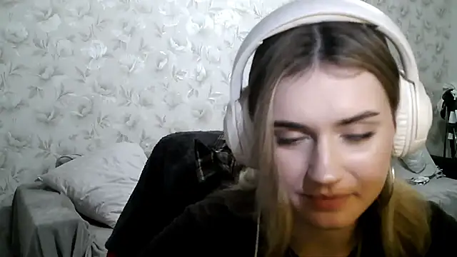 JerrieLoosle online show from October 10, 4:23 pm