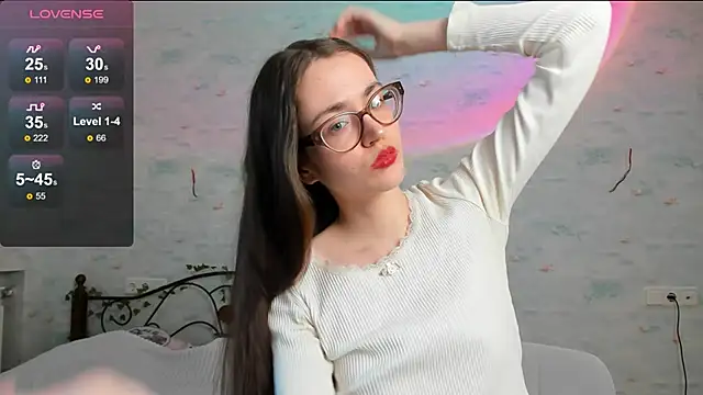 bellacatlovesmeat online show from May 8, 2:42 pm