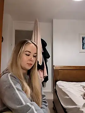 BarbieDolly x online show from November 4, 4:56 pm