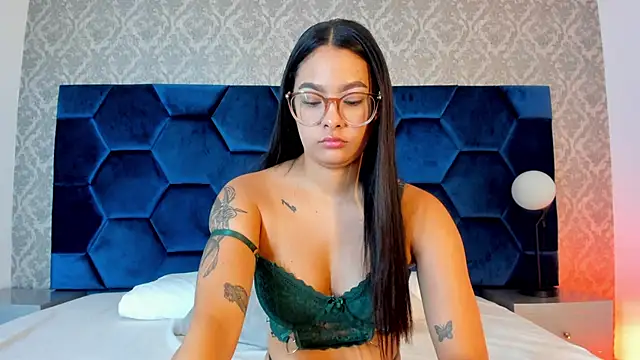 Dannigoez01 online show from September 26, 3:31 pm