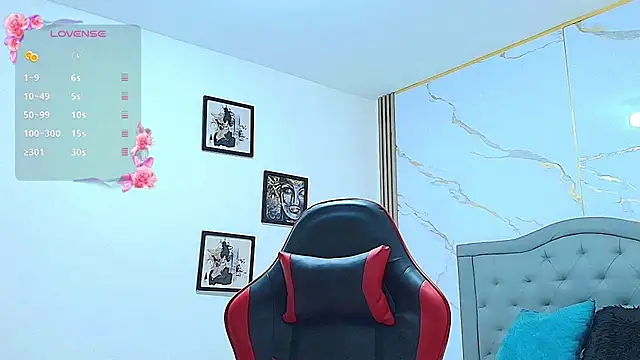 Nina Rouge7 online show from November 29, 3:05 pm