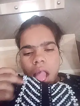 Snapshot of Ok_pooja chatting on September 29, 4:50 am Ok pooja online show from September 29, 4:50 am