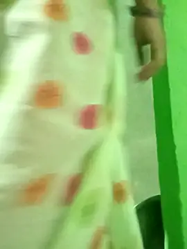 Snapshot of Cuty_nensi chatting on October 29, 11:36 am Cuty nensi online show from October 29, 11:36 am